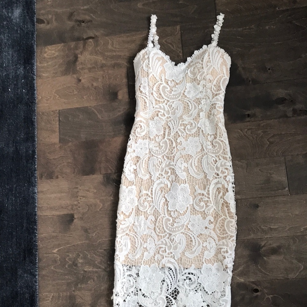 White lace dress